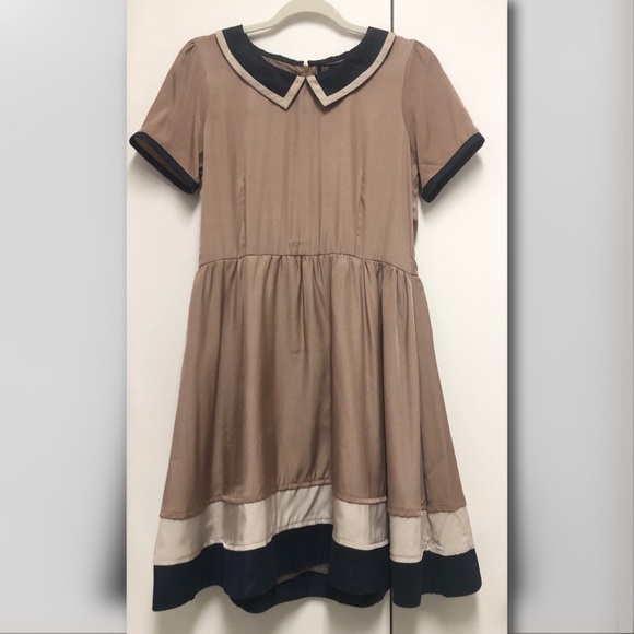 dear creatures Dresses & Skirts - NWT Dear Creatures Beige & Navy Medium Dress